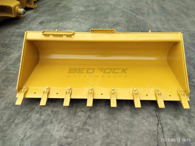 Bucket, GP, 72” SKID STEER LOADER GENERAL PURPOSE BUCKET BOT