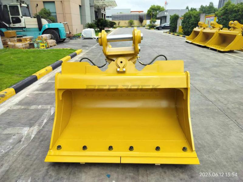 Bucket, Ditch Cleaning, 60” EXCAVATOR TILT DITCH CLEANING BUCKET FITS CAT 316 ...