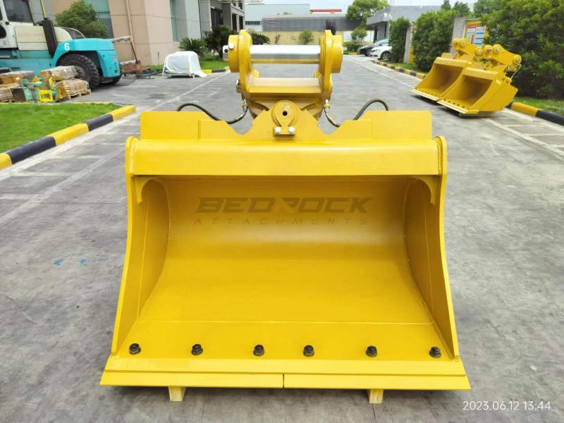 Bucket, Ditch Cleaning, 60” EXCAVATOR TILT DITCH CLEANING BUCKET FITS CAT 320 ...