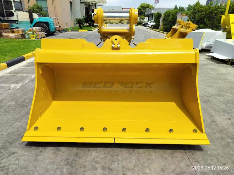 Bucket, Ditch Cleaning, 79” EXCAVATOR TILT DITCH CLEANING BUCKET FITS CAT 320 ...