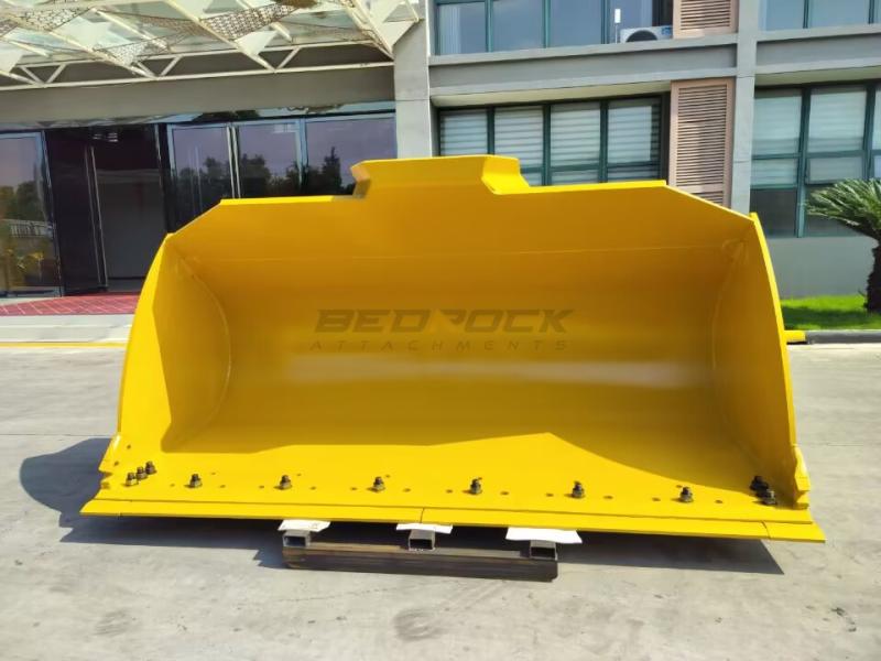 Bucket, QUICK COUPLER BUCKET TO FITS CAT 966M LOADER, 127IN, 4.2M3
