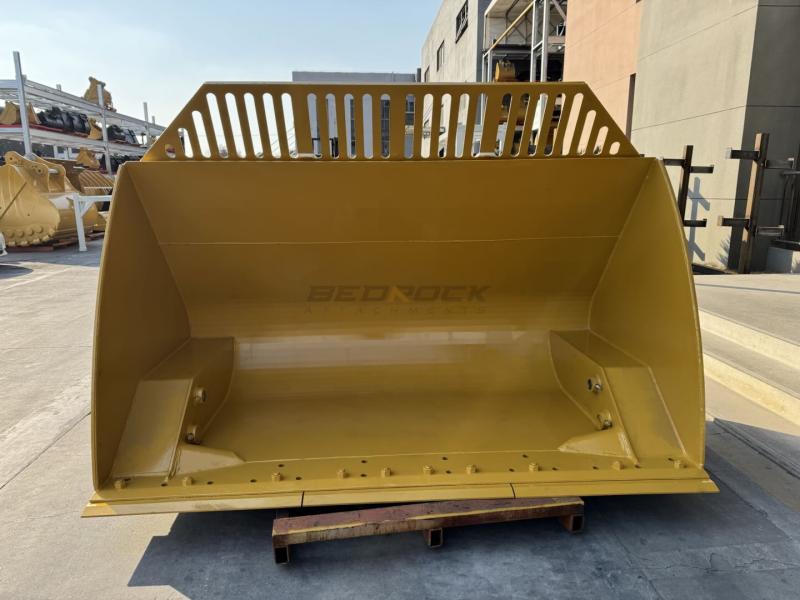 Bucket, High Dump, Loader High Dump Multipurpose Bucket for Pin on CAT 924K, 926...
