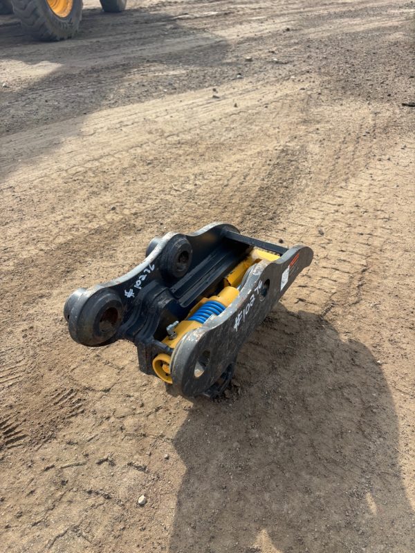 Coupler, Quick, CASE CX33C CX37C  NEW HOLLAND E33C E37C E38D