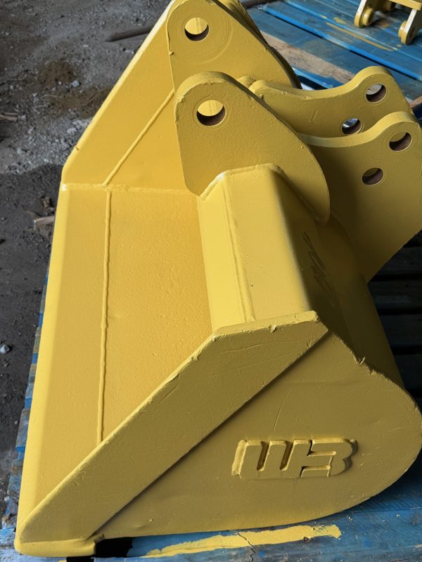 Bucket, case