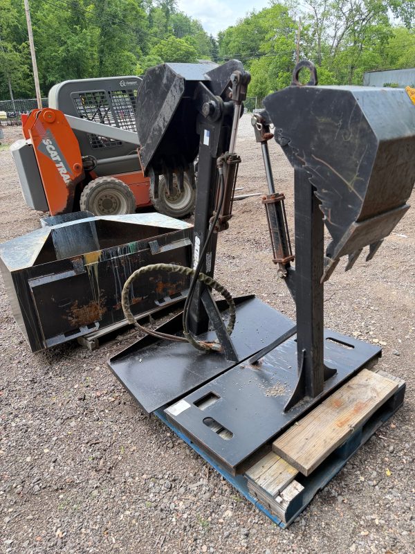Backhoe Attachment, Skid Steer